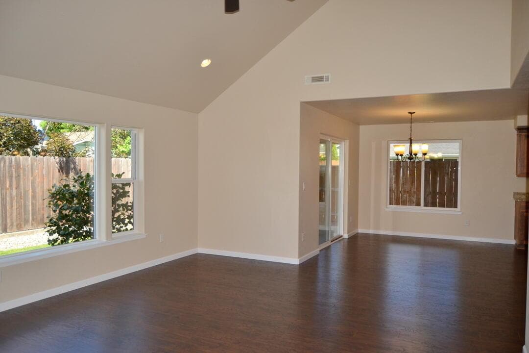 Living Room & eating area