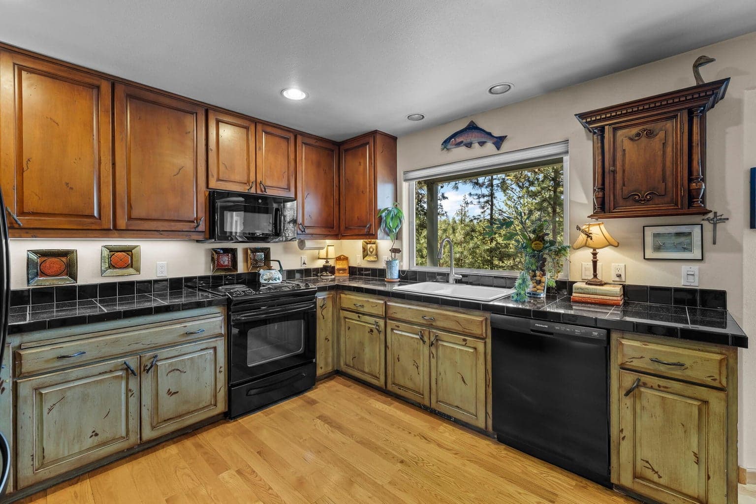 Kitchen 2
