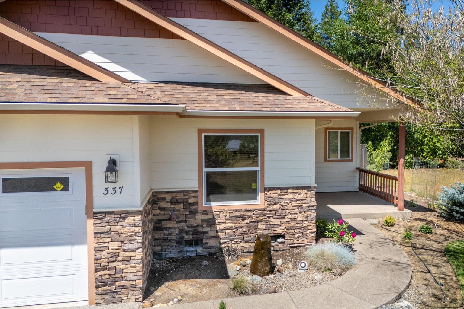 Photo of 337 Cedar 2 of 56