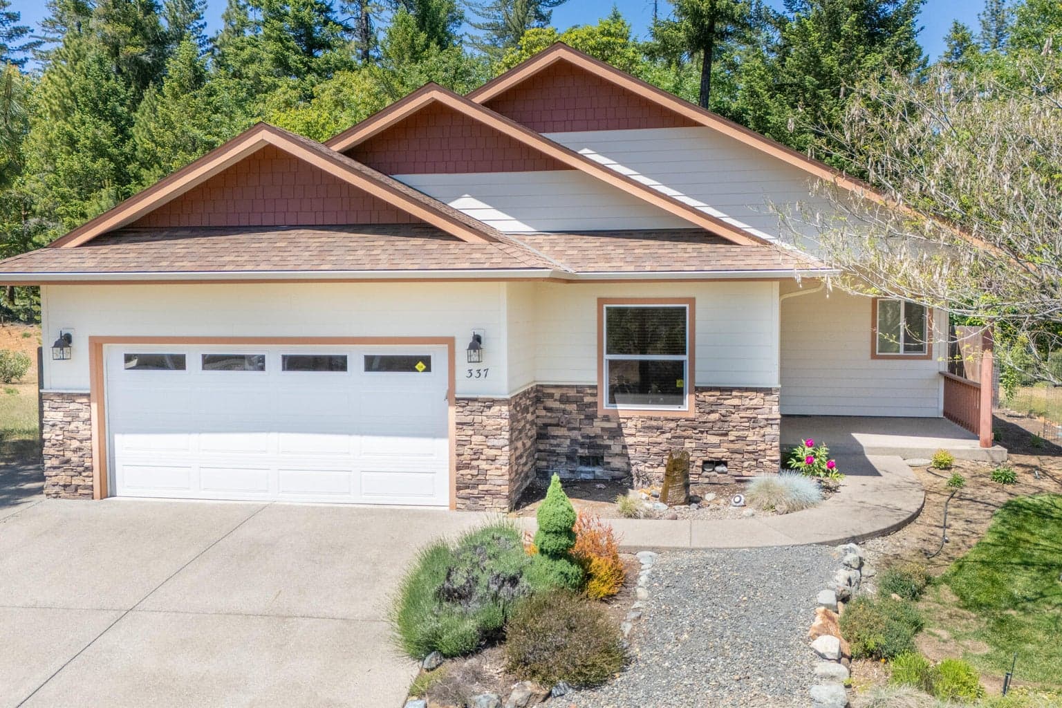 337 Cedar