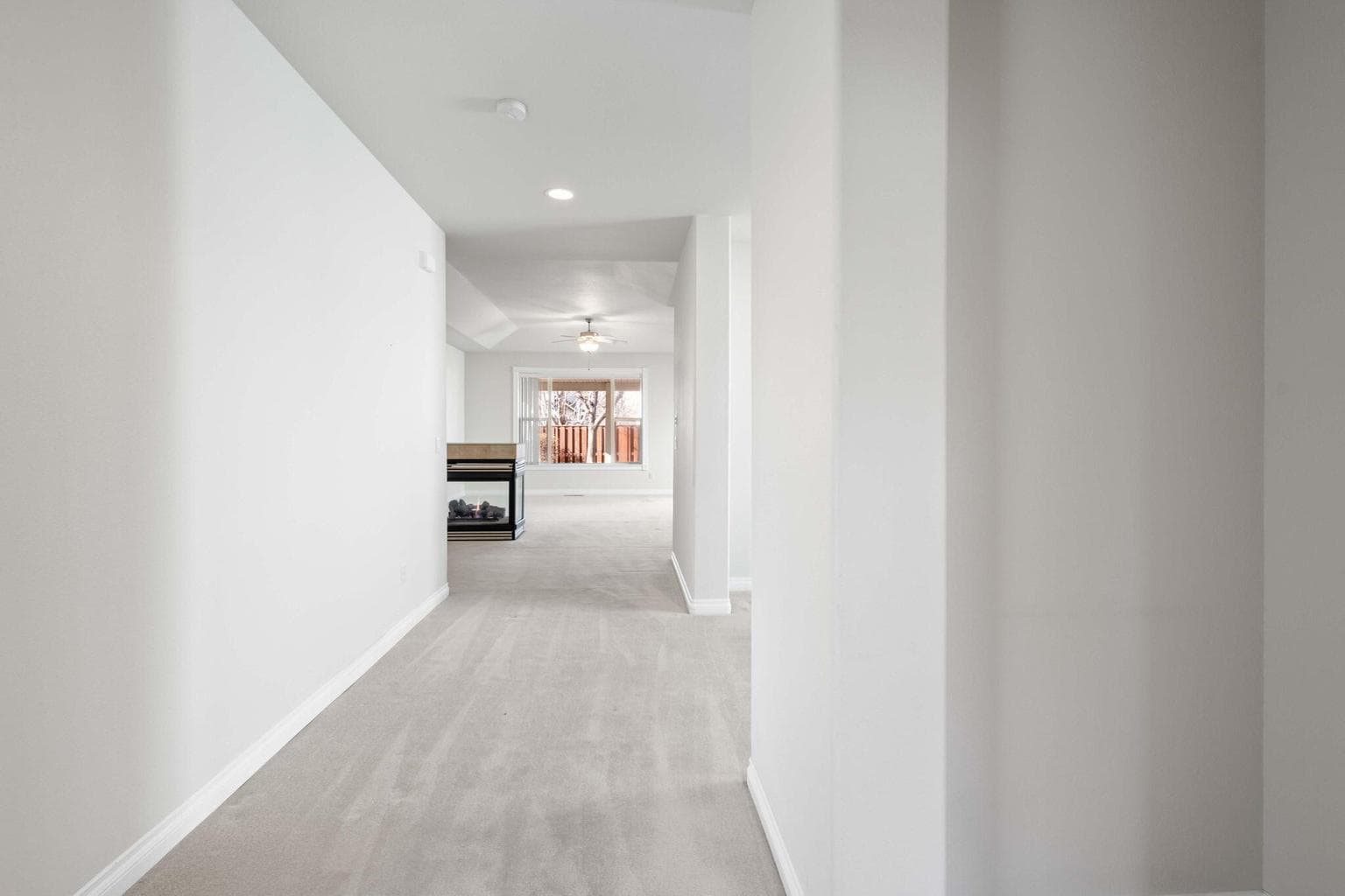 Photo of 1726 Cliff Side Way 5 of 36