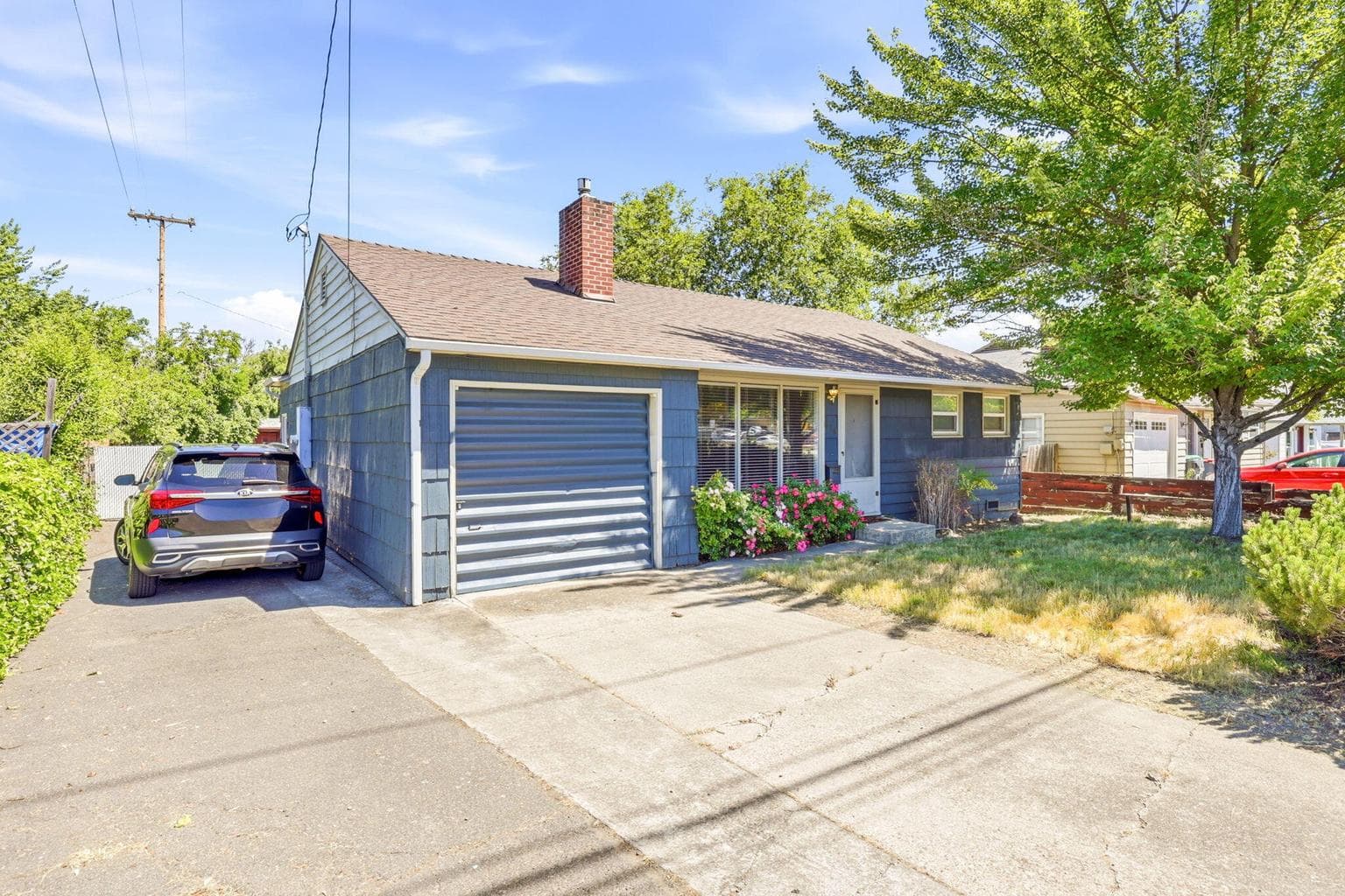 Photo of 876 Stewart 2 of 25