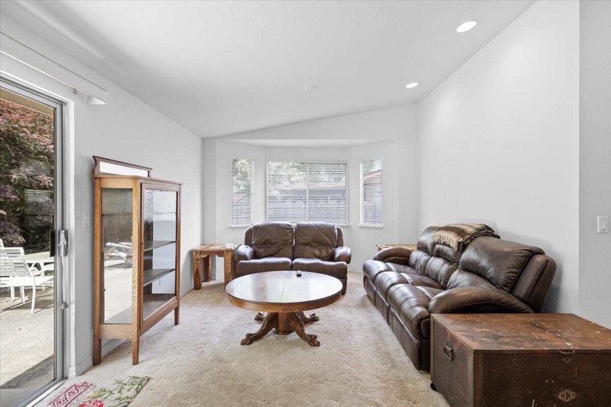 Photo of 1212 Cottonwood 2 of 22