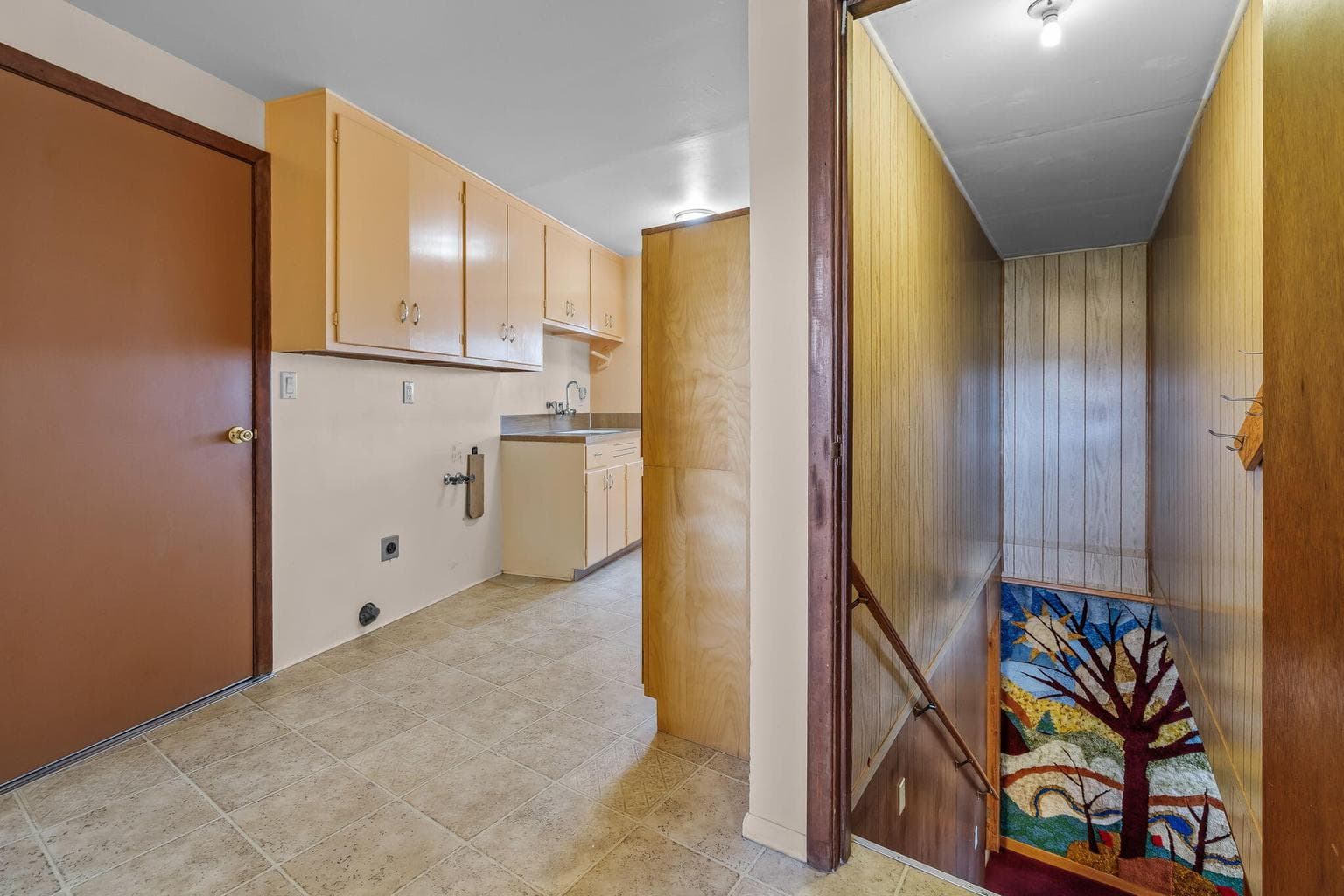 Photo of 176 SE Hillcrest Street 30 of 65