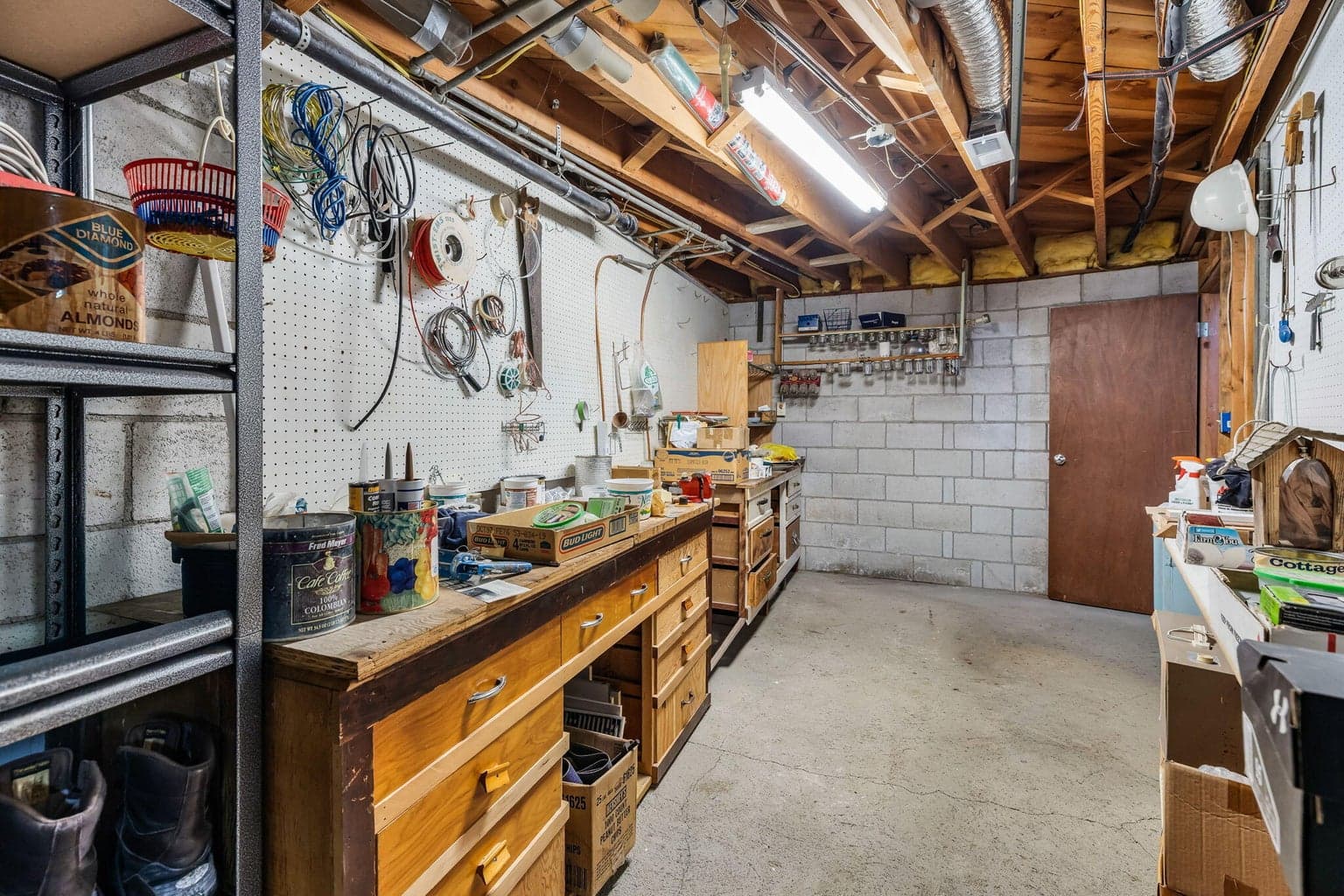 Photo of 176 SE Hillcrest Street 42 of 65