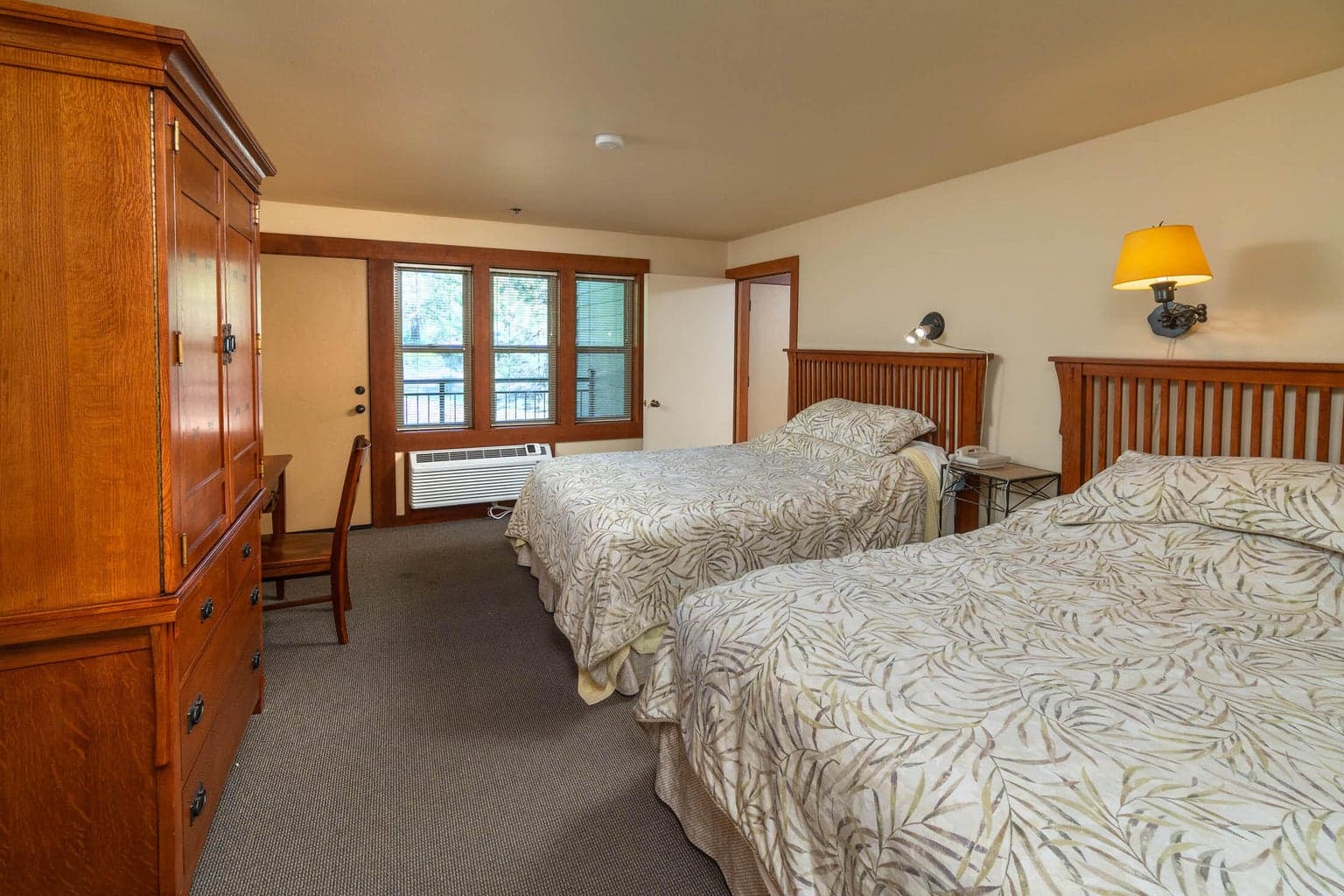 Photo of 18575 SW Century Drive 8 of 32