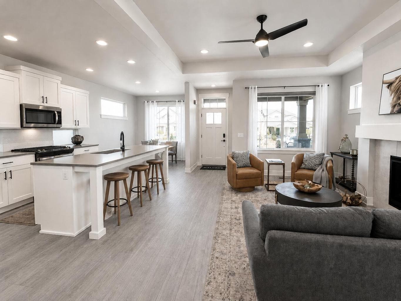 Photo of 3734 Petrosa 3 of 34