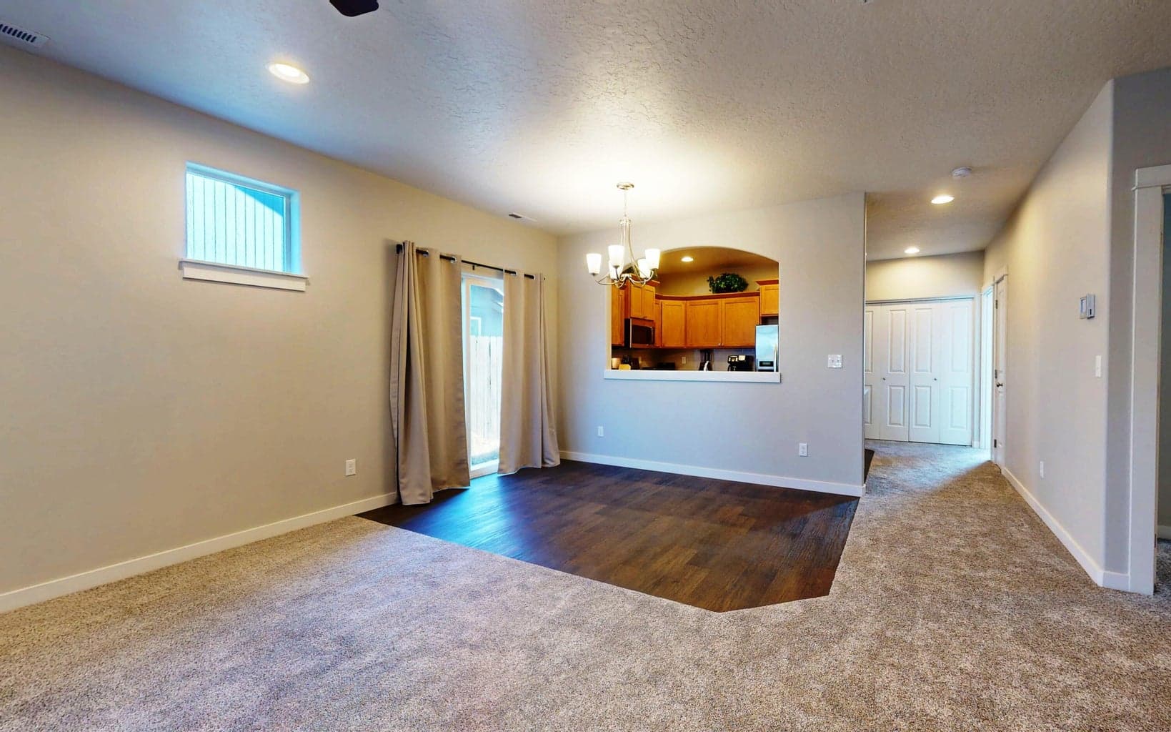 Photo of 2474 Kingwood 4 of 28