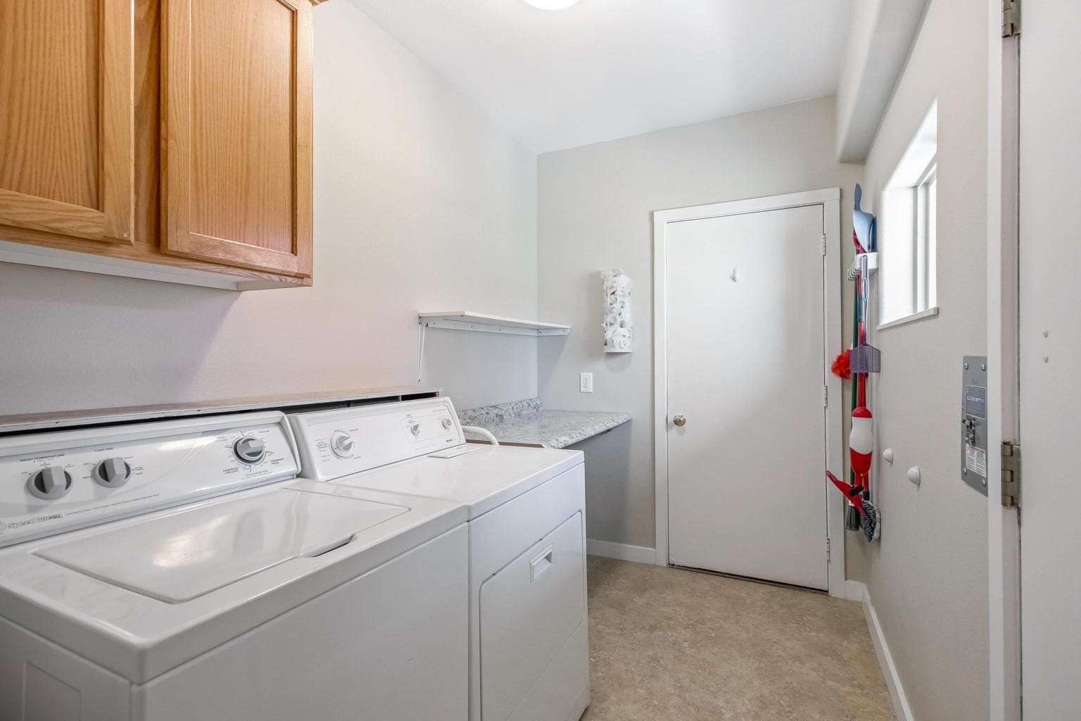 Photo of 57339 Mountain View Lane 19 of 35