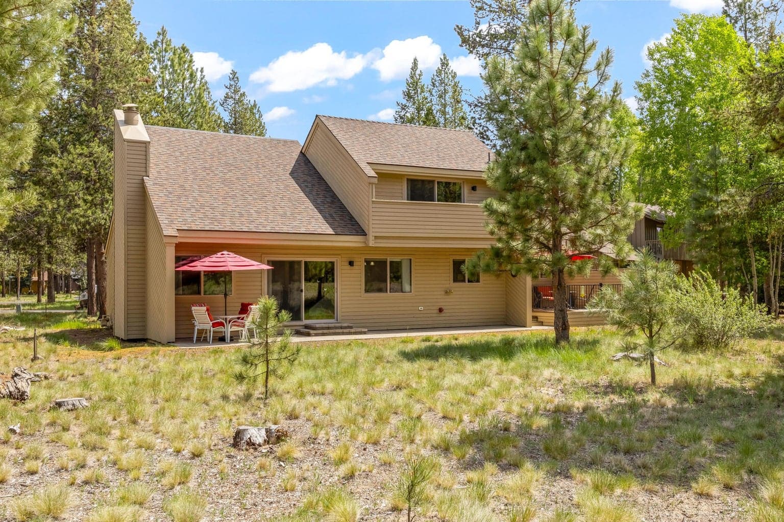 Photo of 57339 Mountain View Lane 26 of 35