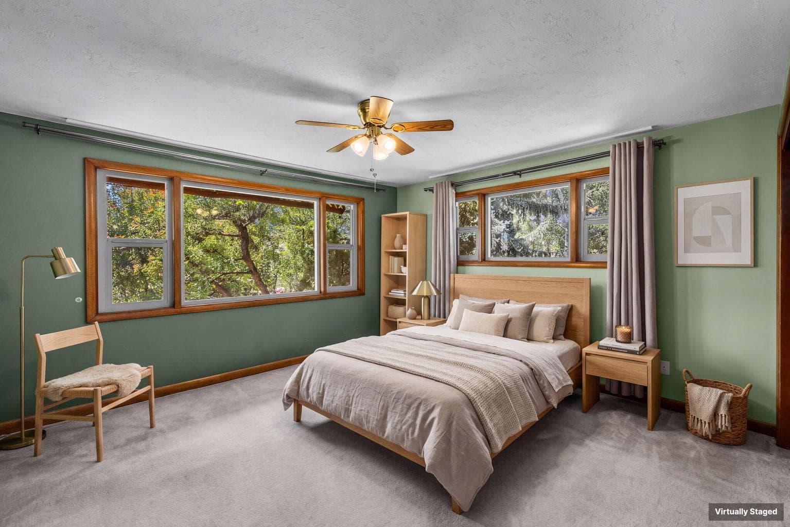 Photo of 176 SE Hillcrest Street 22 of 65