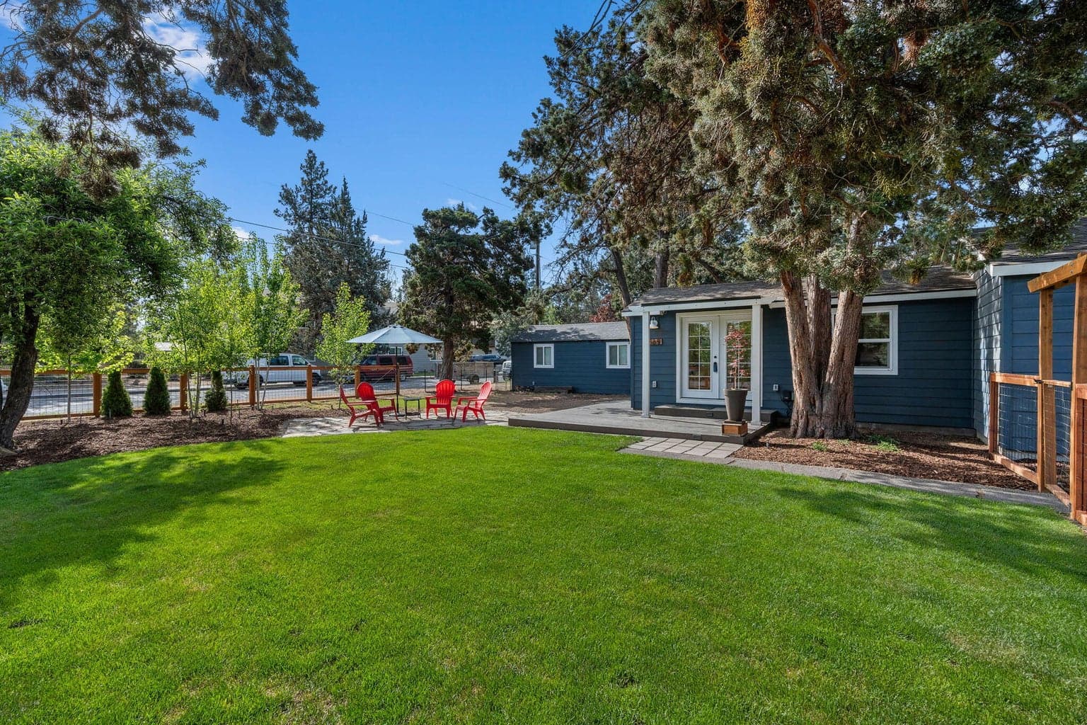 Photo of 565 SE Woodland Boulevard 39 of 43