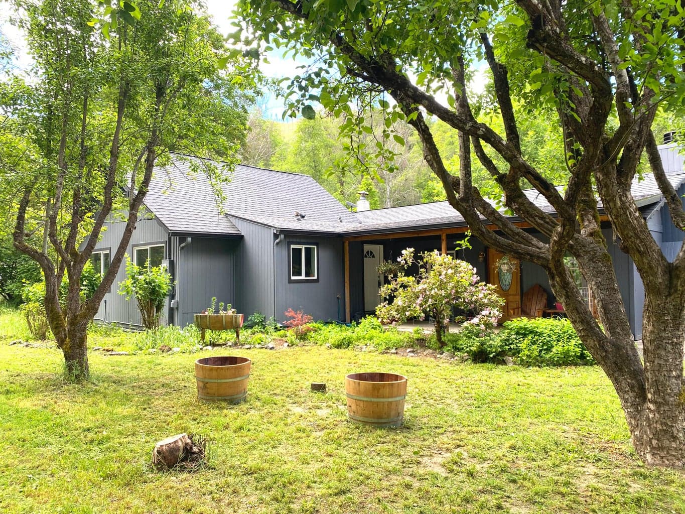 Photo of 3356 Little Applegate 5 of 64