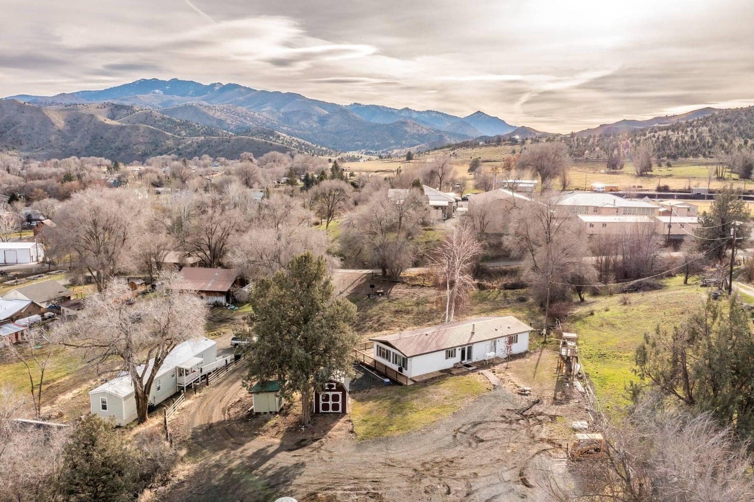 Photo of 220 Schoolhouse 2 of 33