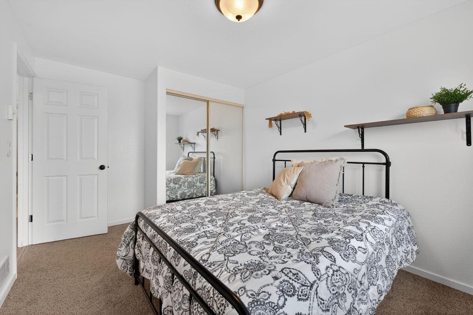 Photo of 13536 SW Cinder Drive 13 of 26