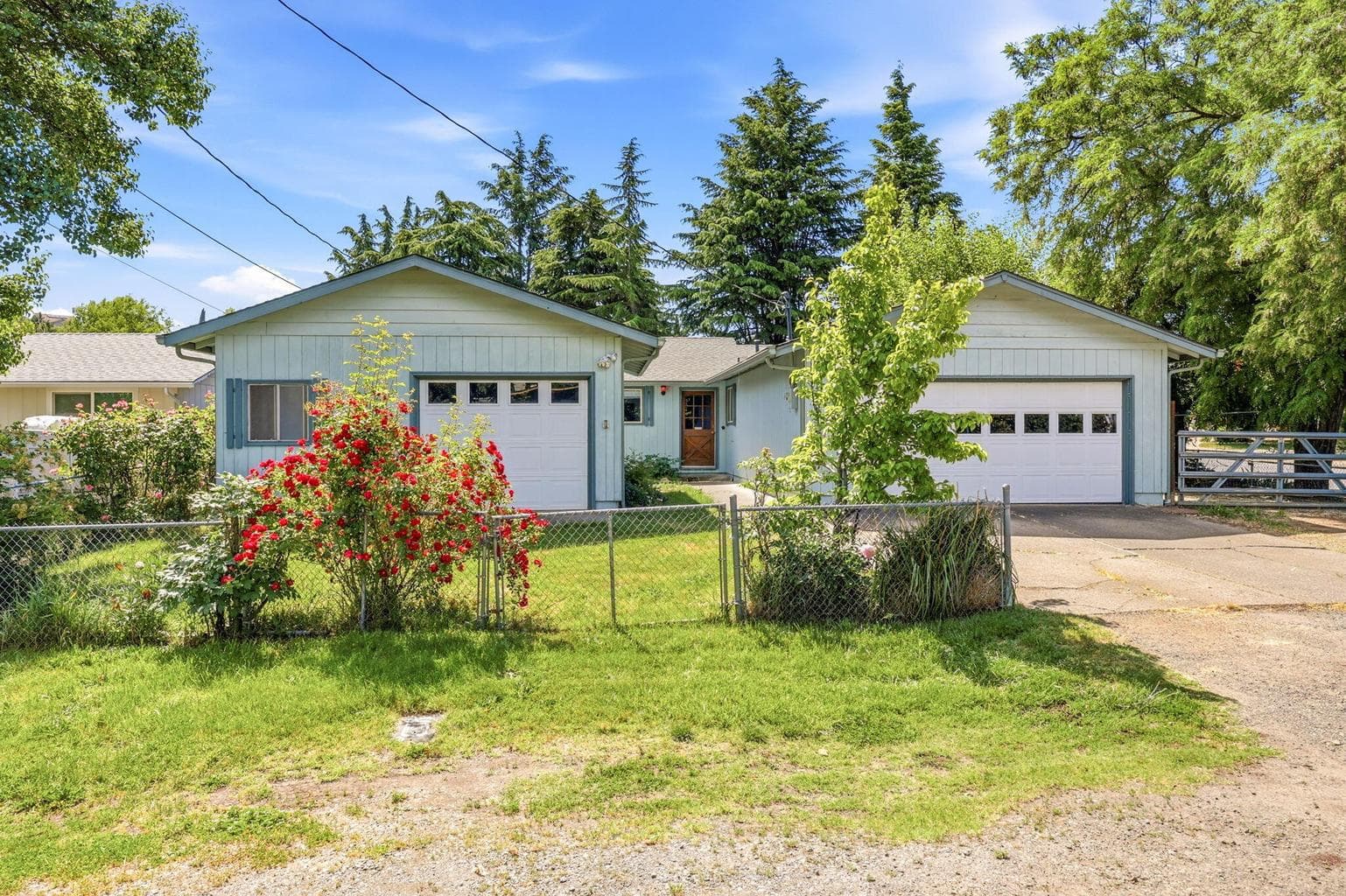 Photo of 102 Elm 4 of 28