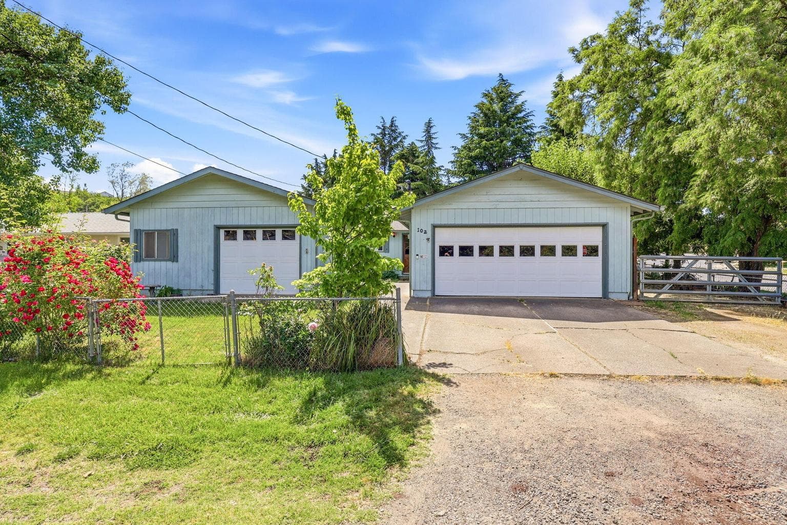 Photo of 102 Elm 3 of 28