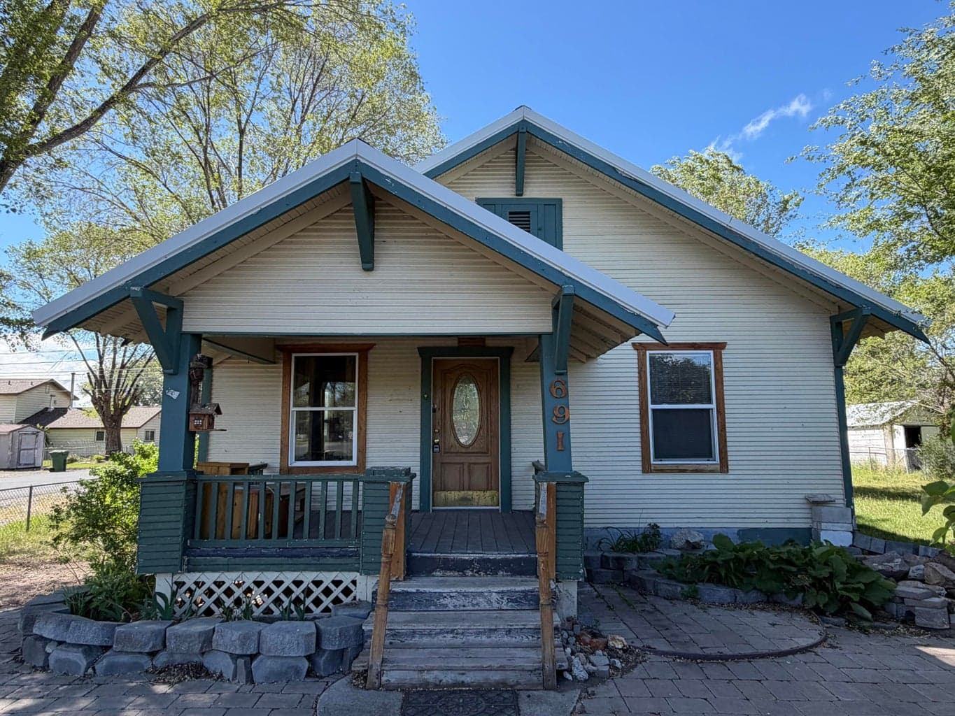 691 Madison