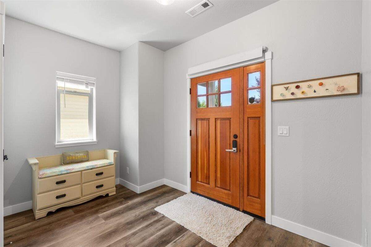Photo of 1788 Harbeck 4 of 30