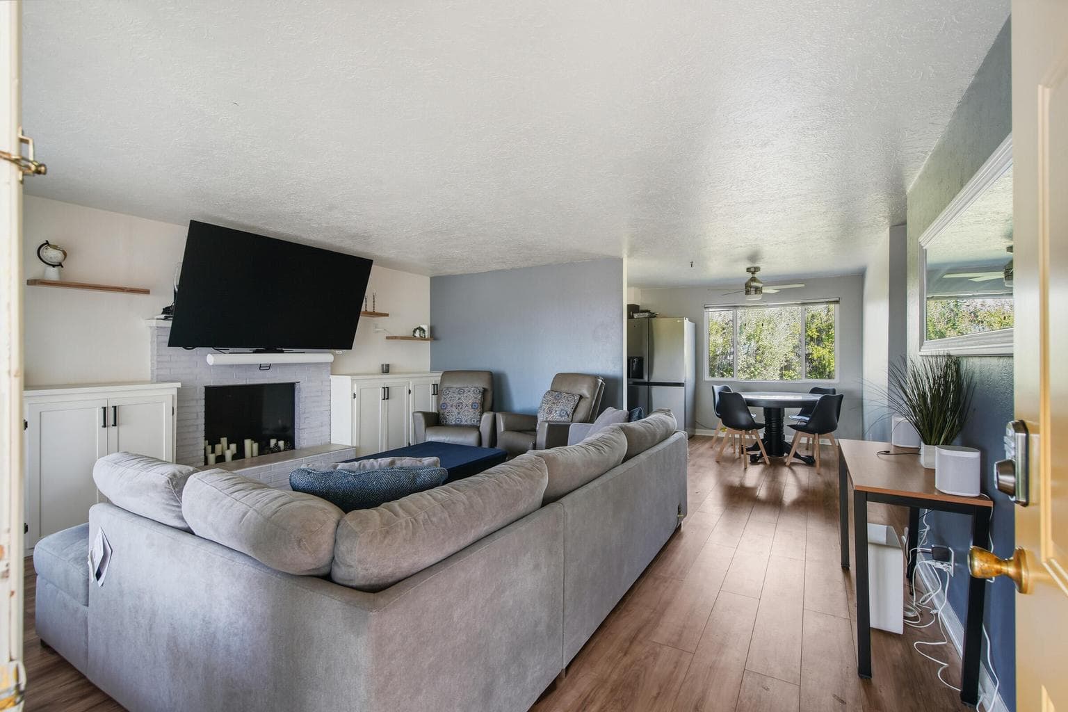 Photo of 664 35th 5 of 19
