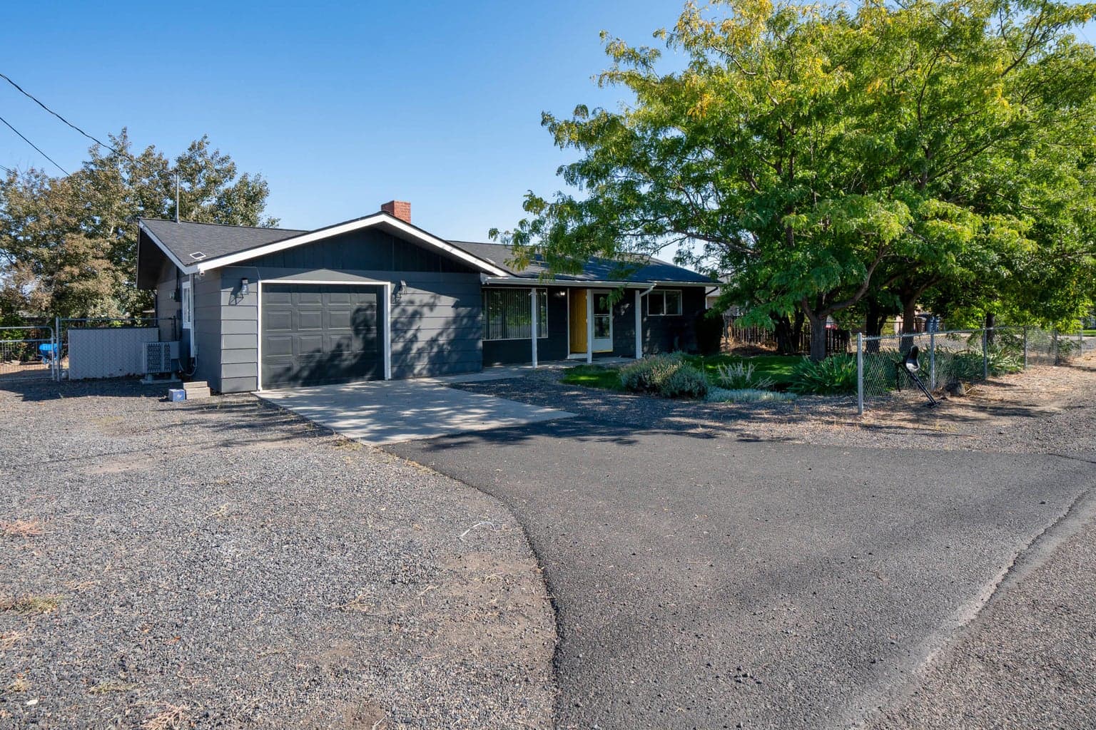 Photo of 664 SW 35th Street 19 of 19