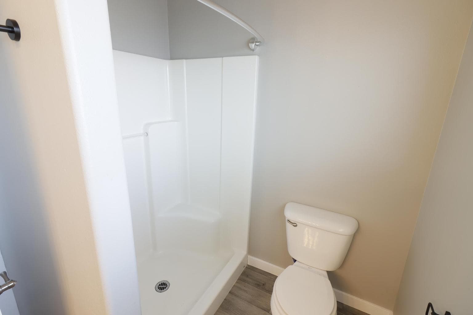 Photo of 1432 NW Spruce Court 11 of 20