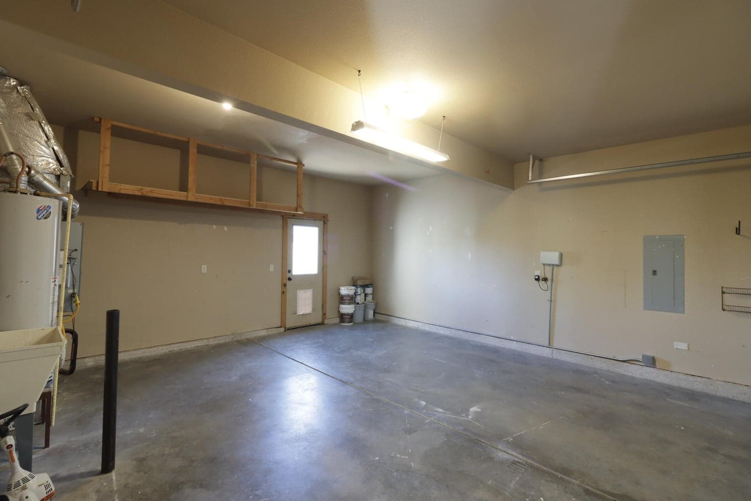 Photo of 1432 NW Spruce Court 20 of 20