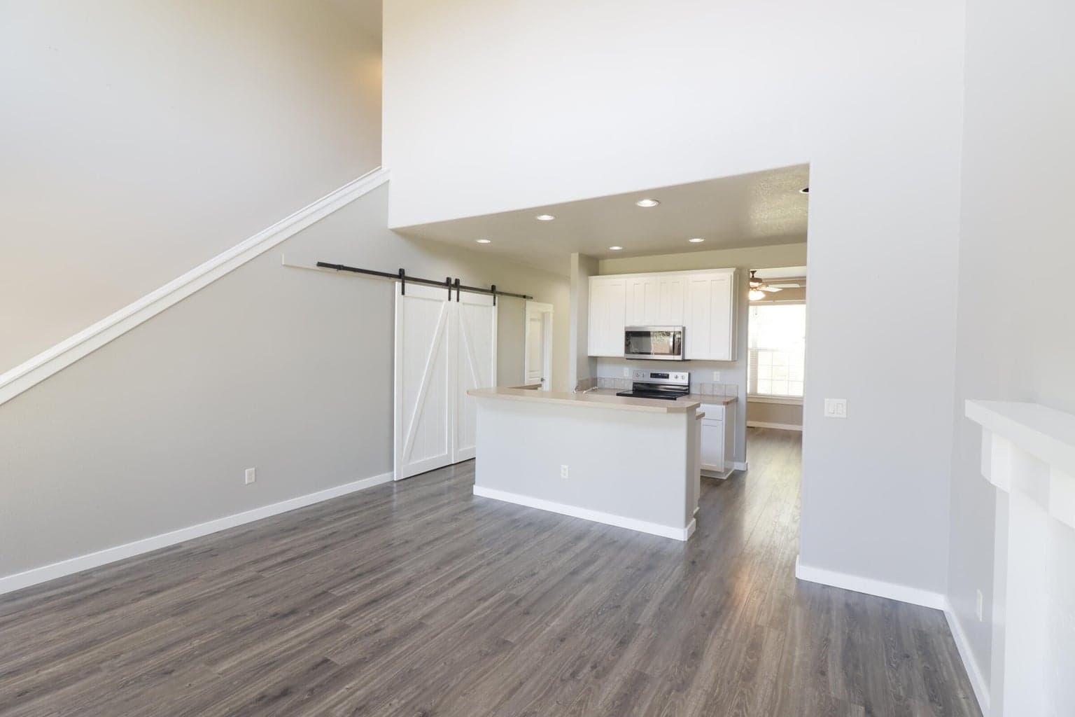 Photo of 1432 NW Spruce Court 7 of 20