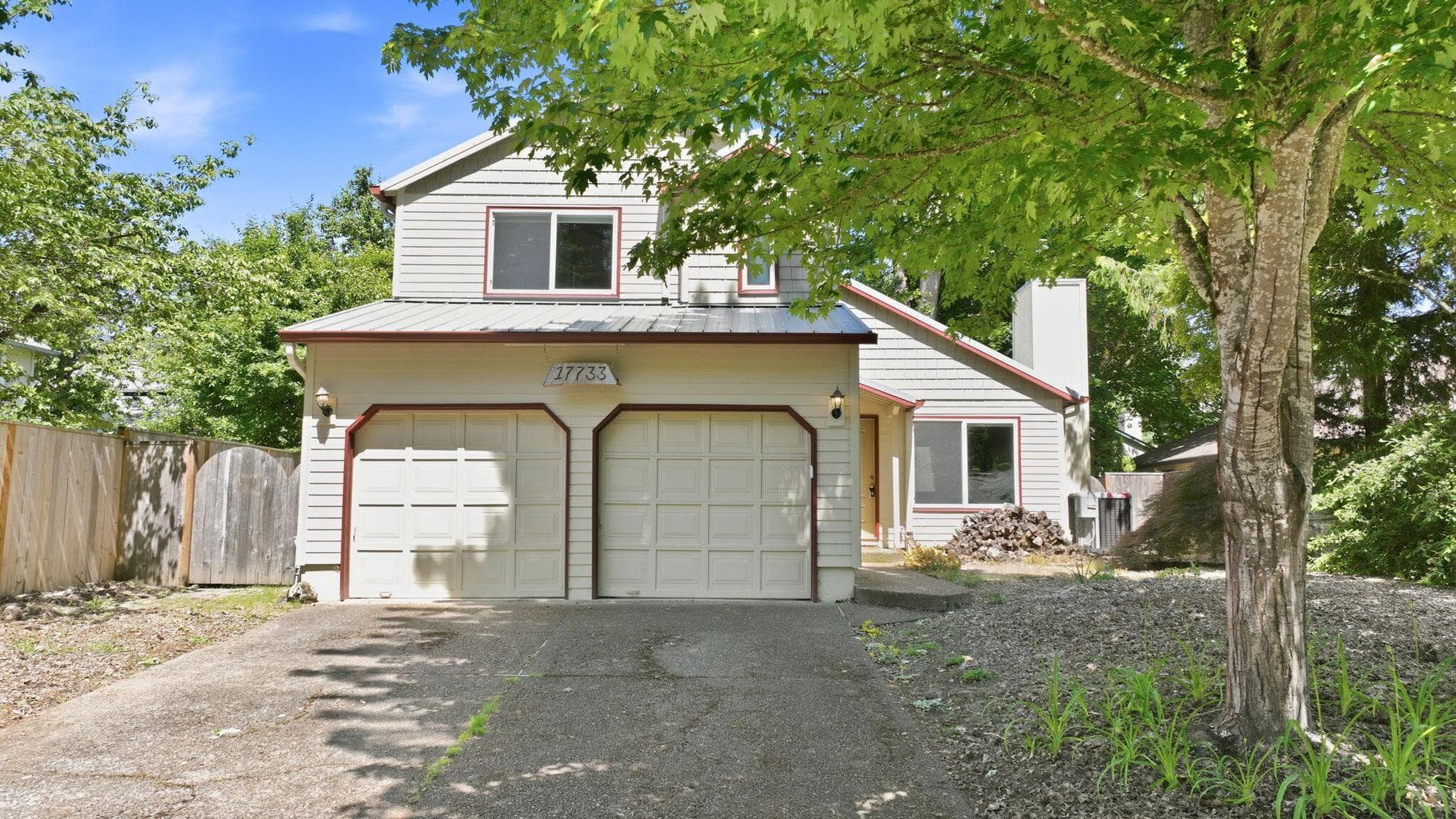 Photo of 17733 Pointe Forest 1 of 31
