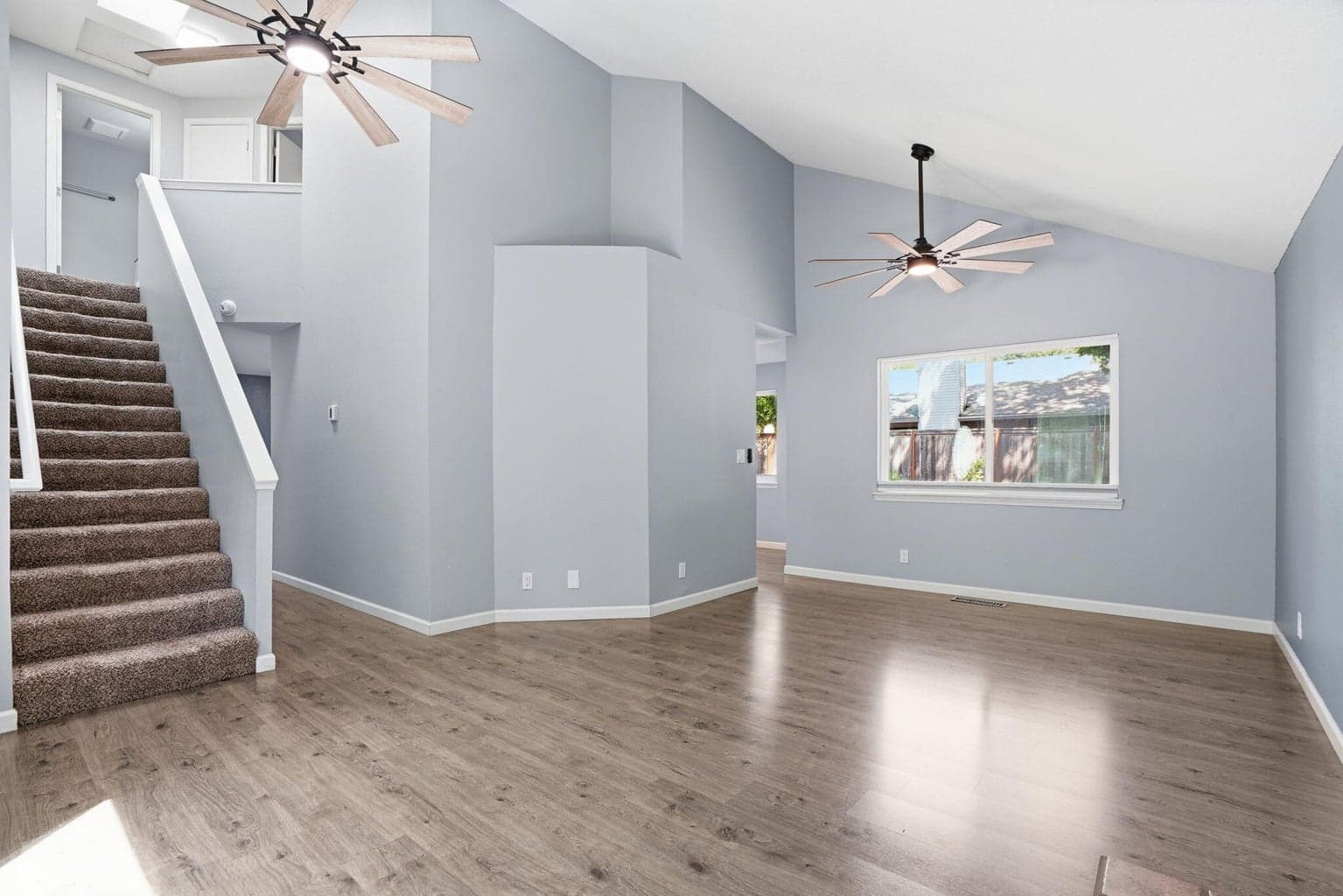 Photo of 17733 Pointe Forest 3 of 31