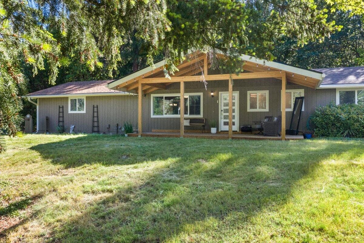 Photo of 9158 Lower River 2 of 35