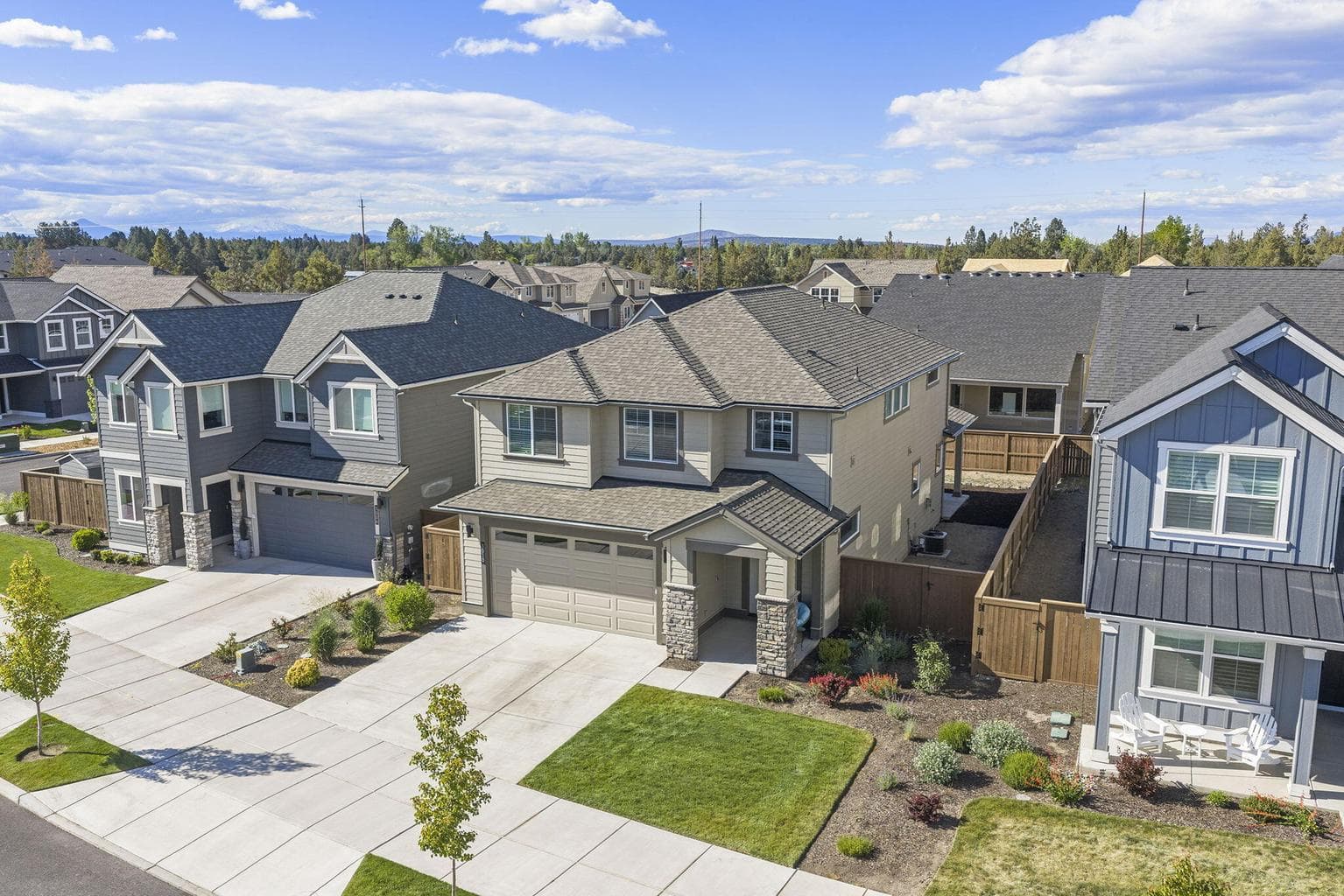 Photo of 3010 NE Nipper Drive 54 of 54