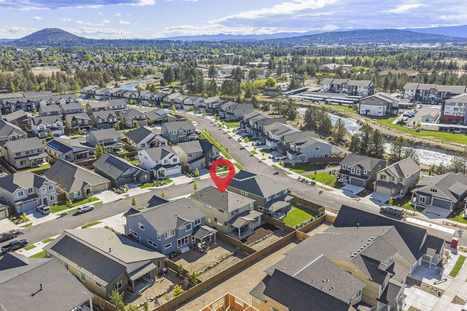 Photo of 3010 NE Nipper Drive 49 of 54