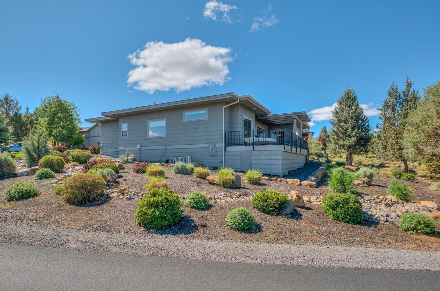 Photo of 1194 Highland View 3 of 42