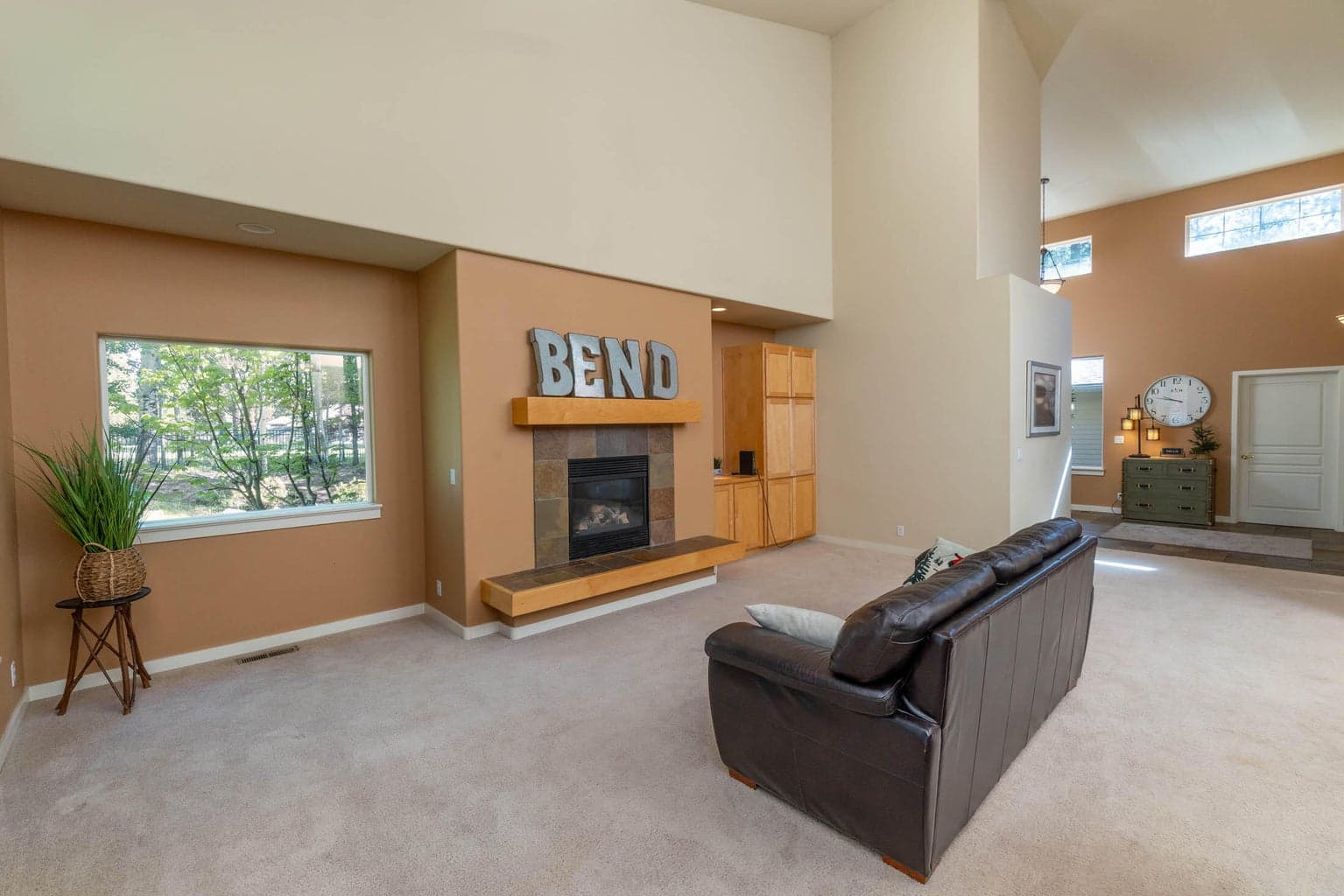 Photo of 60555 Elkai Woods Drive 10 of 31