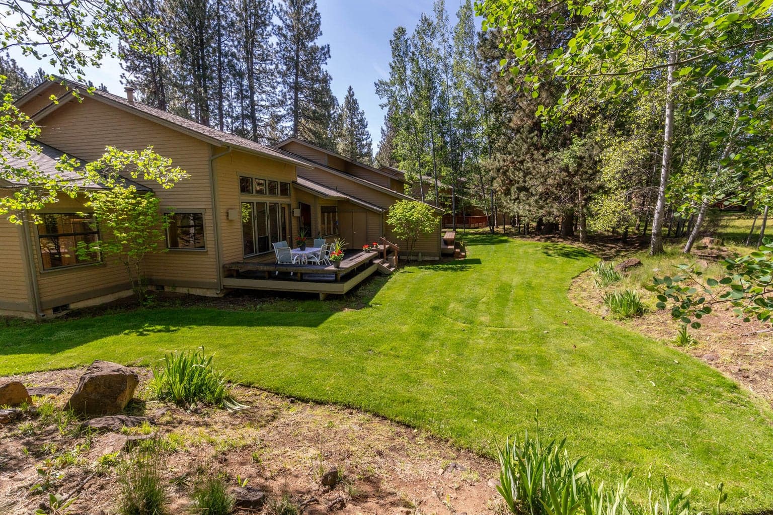 Photo of 60555 Elkai Woods 2 of 31