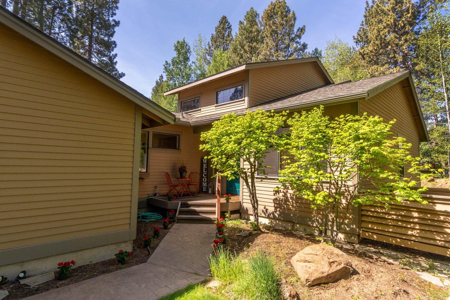 Photo of 60555 Elkai Woods 4 of 31