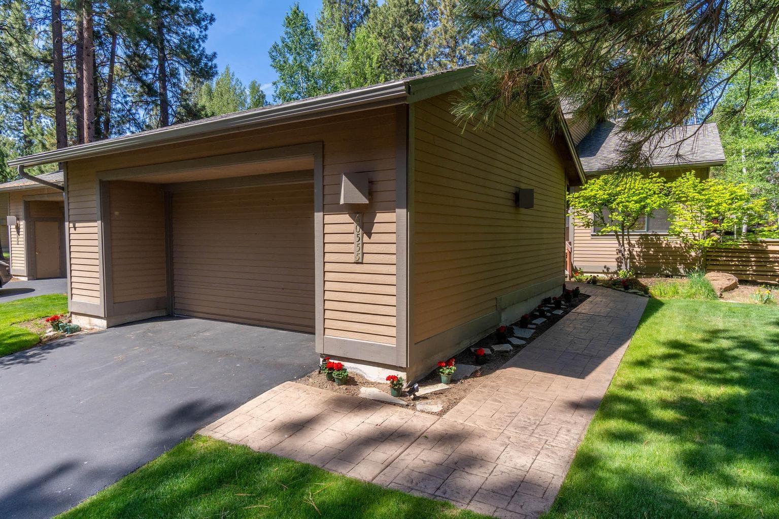 Photo of 60555 Elkai Woods Drive 28 of 31