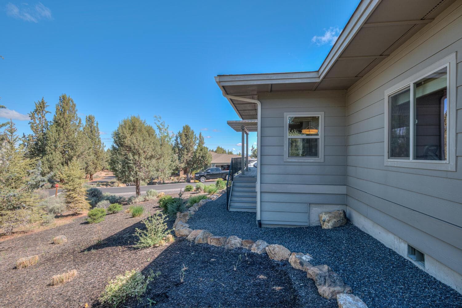 Photo of 1194 Highland View 5 of 42