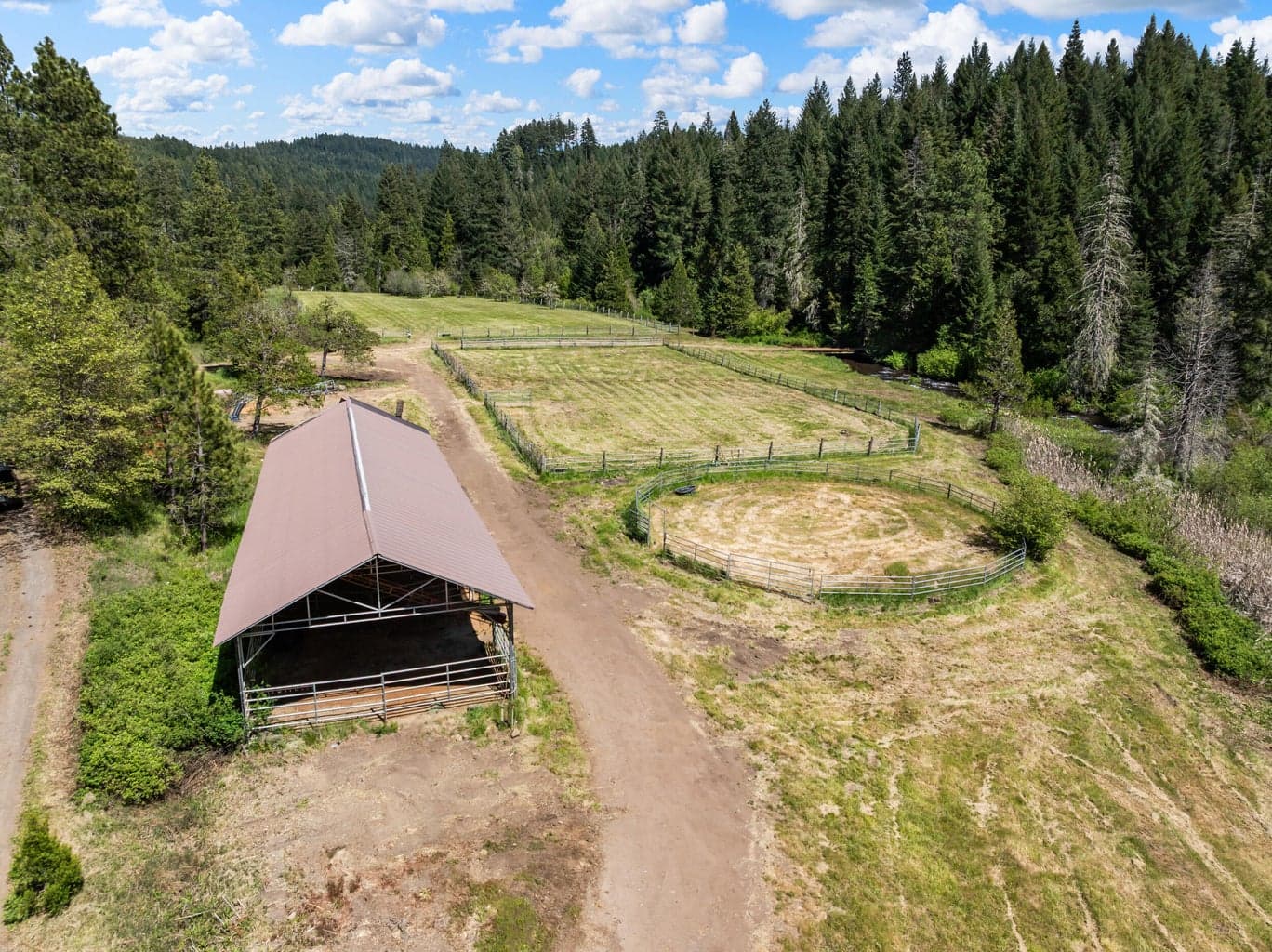 Photo of 25232 Highway 140 5 of 51