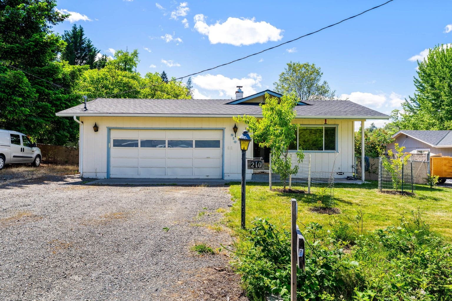 210 Sky Crest