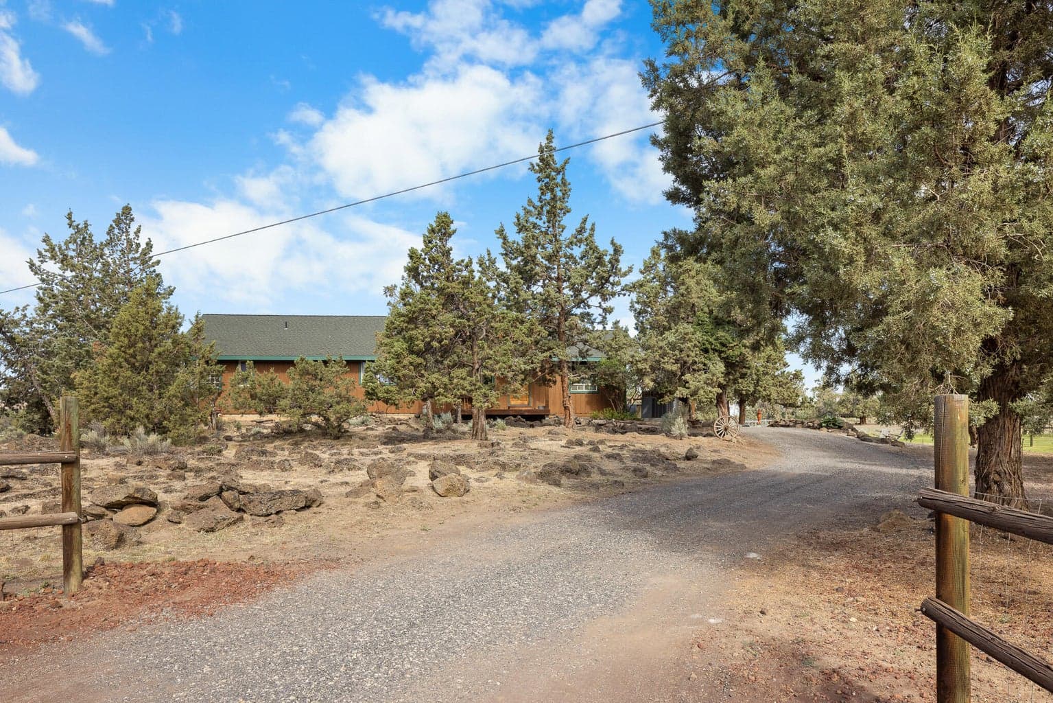 Photo of 575 SW 55th Place 7 of 59