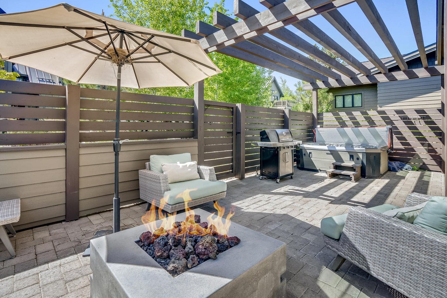 Photo of 61261 Tetherow Drive 20 of 30
