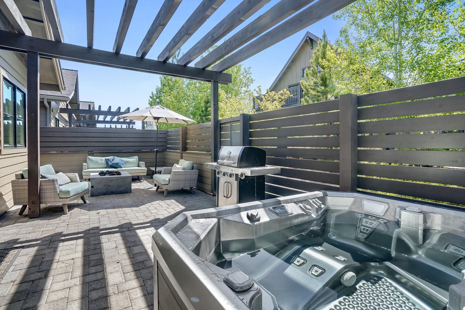 Photo of 61261 Tetherow Drive 21 of 30
