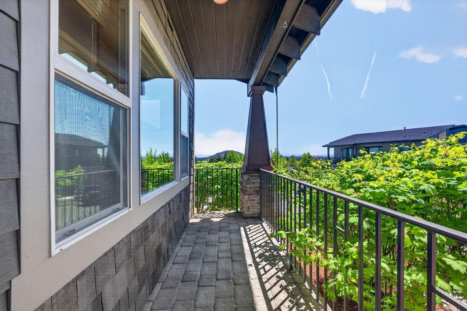 Photo of 2635 Awbrey Point 3 of 42