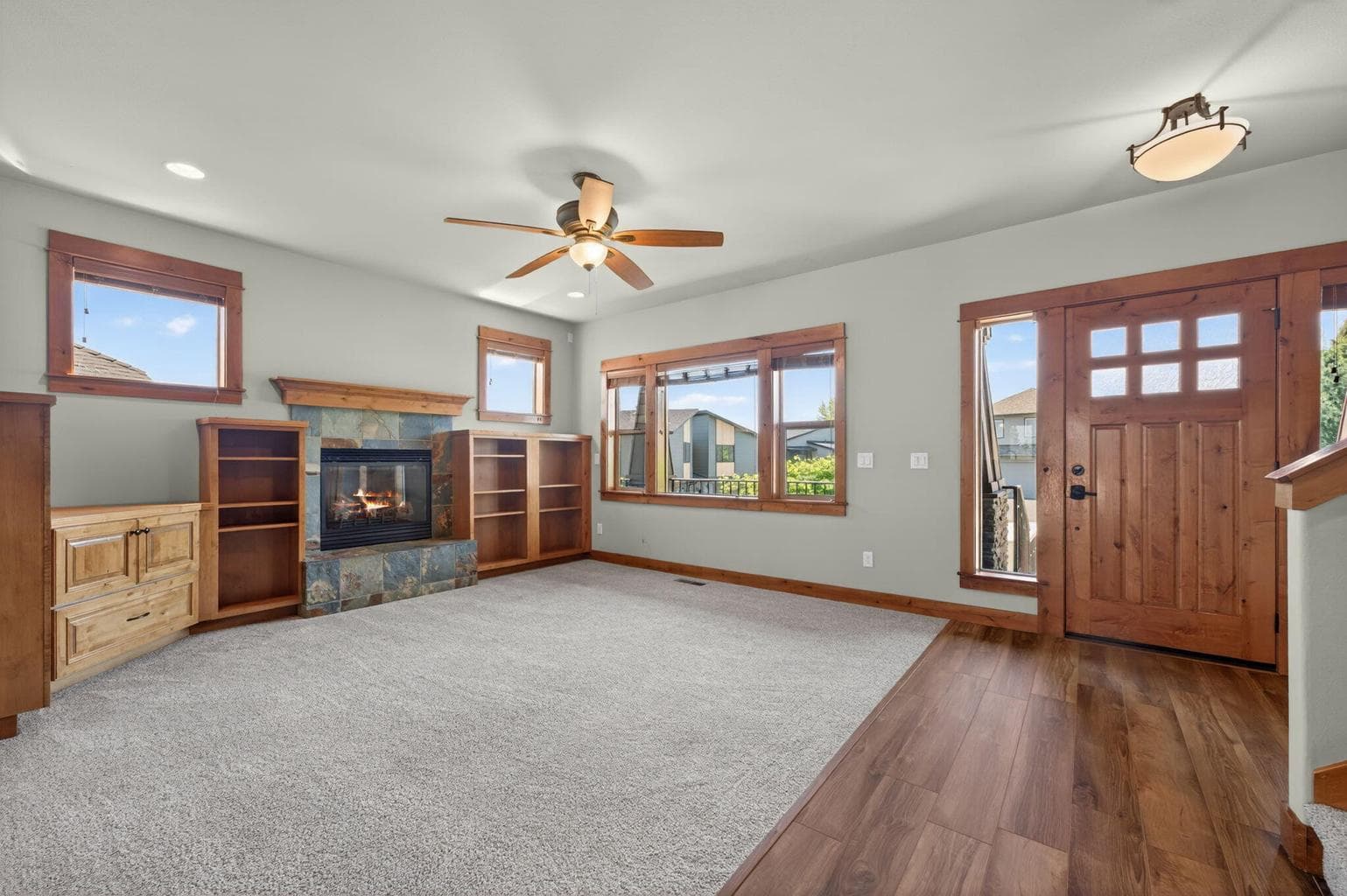 Photo of 2635 Awbrey Point 4 of 42