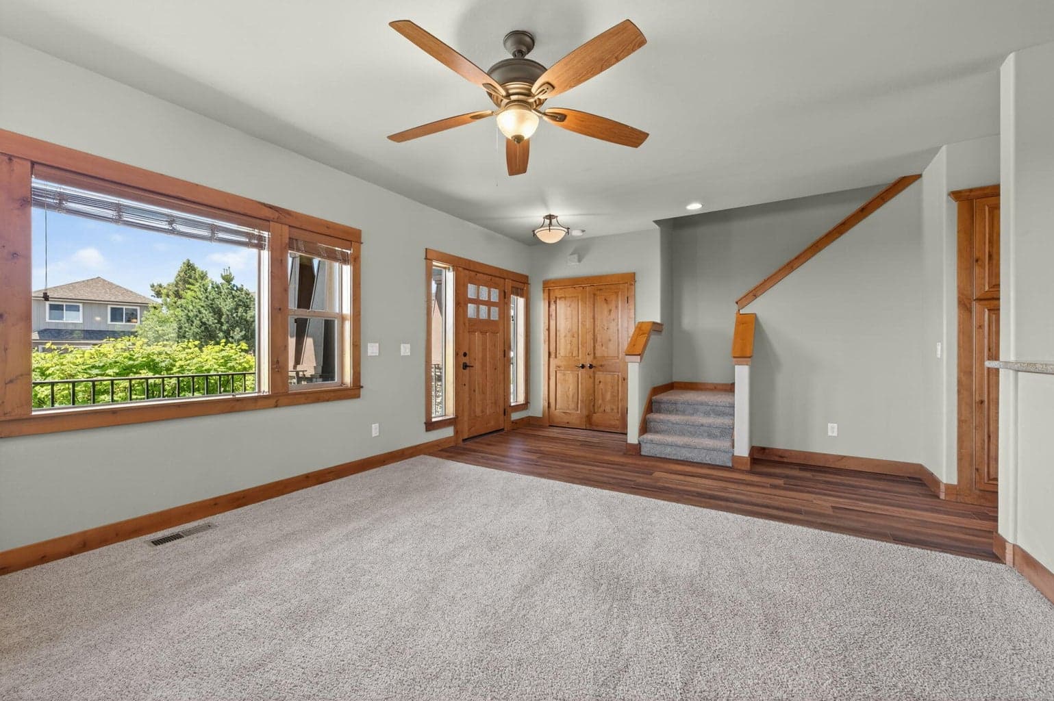 Photo of 2635 Awbrey Point 5 of 42