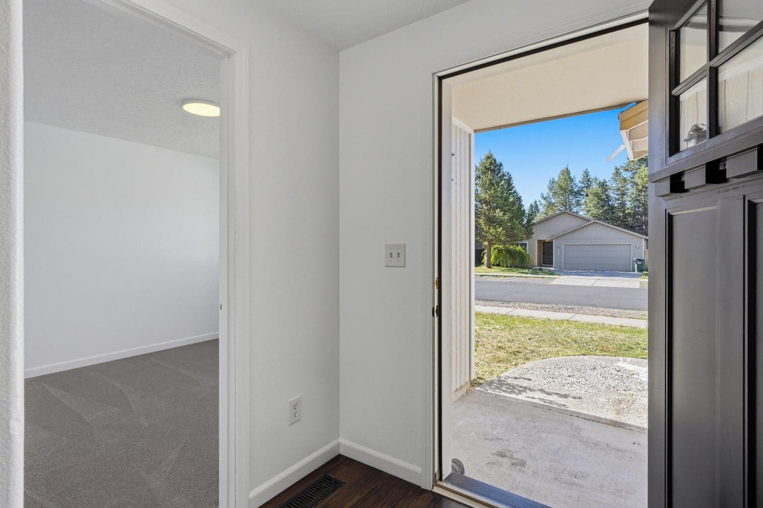 Photo of 16480 Heath 5 of 23