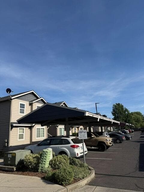 Photo of 668 Midway 4 of 4