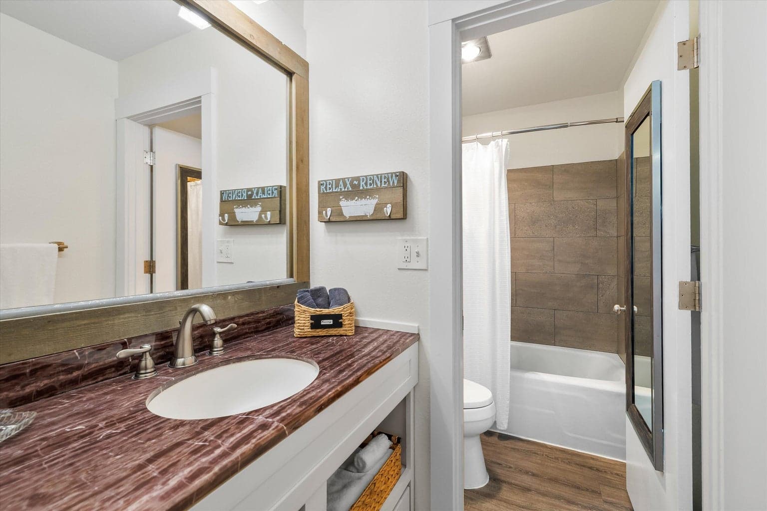 Photo of 18575 SW Century Drive 11 of 31